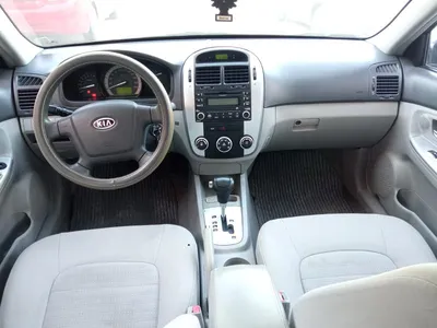 2007 Kia Cerato in Hamala, Bahrain | Kia Cerato Hatchback 2007