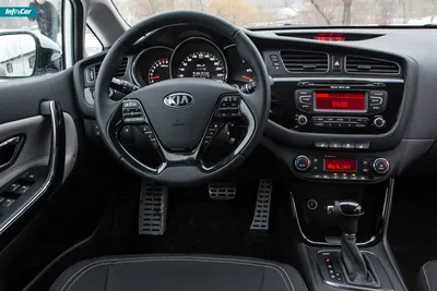 3D панорама салона автомобиля Kia Ceed GT I 2014: виртуальный тур Киа Сид  2. Заказать Онлайн экскурсии по салонам автомобилей в Москве –  КароПанорама.ру