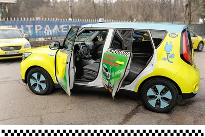 2015 Solar Yellow Kia Soul ! #101060539 | GTCarLot.com - Car Color Galleries