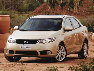 К вашему вниманию представлен обзор на автомобиль Kia Cerato 🔼 Второе  поколение Cerato, официально представленное в конце 2008 года… | Instagram