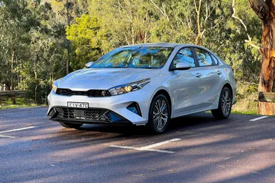 Kia Cerato – 2022: плюсы, минусы, характеристики и цена корейского седана