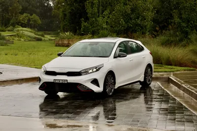 2022 Kia Cerato GT Hatchback 1.6 Turbo 7-DCT Review | DiscoverAuto