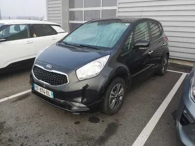 Тест-драйв обновленного Kia Venga: в сторону, гольф-класс! - Журнал Движок.