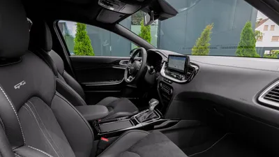 Kia XCeed (2020) - picture 3 of 111