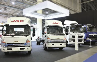 Ъ»: китайские грузовики заняли 50% рынка России в январе 2023 года -  Газета.Ru | Новости