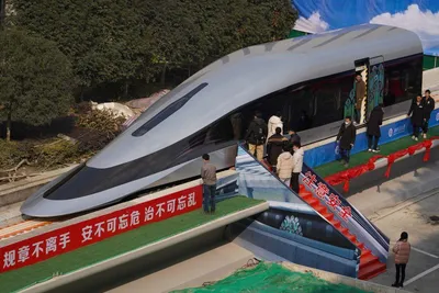 В Китае создали поезд, парящий в воздухе