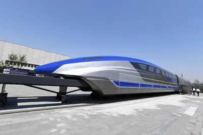 В Китае запущен водородный поезд-рекордсмен - Чудо техники