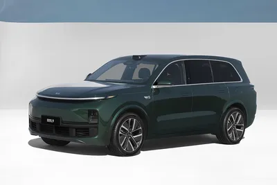 Китайский \"Автомобиль года\" - топовый Li Auto L9 SUV - стал доступен в  России - Российская газета