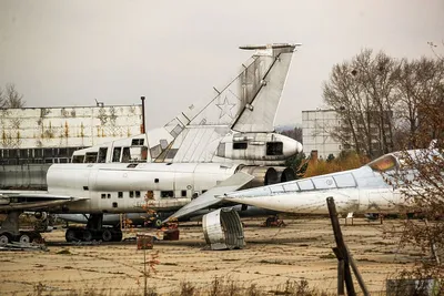 Кладбище самолётов в Одессе - как умирает авиация (фоторепортаж)