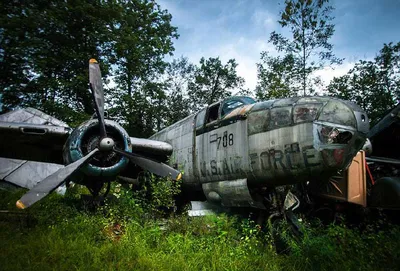 С небес на землю: как выглядит \"кладбище самолетов\" под Одессой  (аэросъемка) — УСІ Online