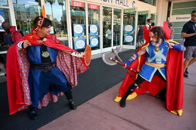 In Pictures: Superheroes are a family affair for fans at Comic-Con | The  Independent