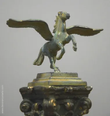Статуя «Конь Пегас».