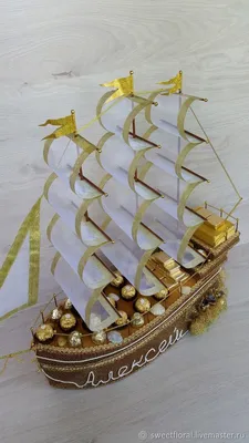 Сладкий презент — букеты из конфет | Корабль Евро