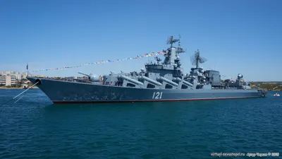 Появились первые фото и видео крейсера «Москва» после удара украинскими  ракетами