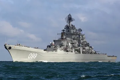 Последний \"Орлан\": крейсер \"Петр Великий\" спустили на воду 32 года назад -  Российская газета