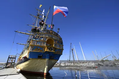 Линейный корабль «Полтава» возглавит военно-морской парад в Петербурге |  Телеканал Санкт-Петербург