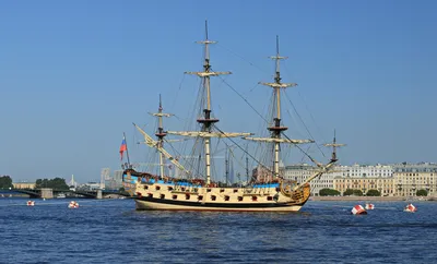 Два рейдовых буксира ВМФ успешно выполнили буксировку исторического корабля  «Полтава» из Санкт-Петербурга в Кронштадт : Министерство обороны Российской  Федерации