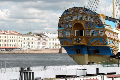 Полтава» готова к главному параду в честь Дня ВМФ - Яхт-Клуб  Санкт-Петербурга