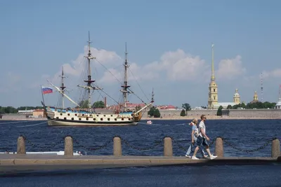 Главный строитель верфи «Полтава» рассказал о воссоздании одного из первых  кораблей Балтийского флота