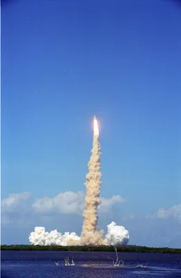 SpaceX второй раз испытала Starship. Ракета-носитель отделилась и  взорвалась, а космический корабль исчез