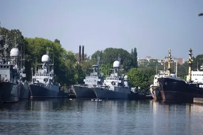 Корабли Балтийского флота начали развертывание в море по плану учения :  Министерство обороны Российской Федерации
