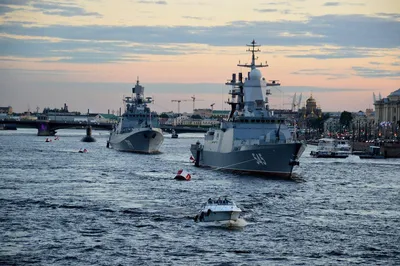 Дроны ВСУ атаковали корабли Черноморского флота — РБК