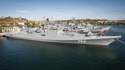 МО: ВСУ пытались атаковать корабли Черноморского флота безэкипажными  катерами
