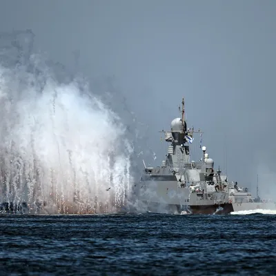 Больше 10 кораблей Черноморского флота покинули Севастополь и переместились  в Новороссийск | Українські Новини