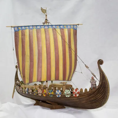 Модель корабля викингов \"Драккар\" 60 см. купить по цене 13 500 р., артикул:  FB011W-60 в интернет-магазине Kitana