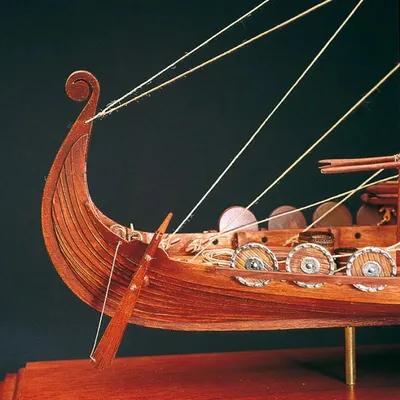 Корабль Викингов иллюстрация штока. иллюстрации насчитывающей скандинавы -  212299352