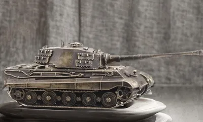 Обзор модели тяжелого танка \"Королевский Тигр\", Звезда, 1/35 (Review Sd.182  Tiger II, Zvezda, 1:35) - YouTube