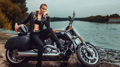 Фотографии девушек на мотоцикле