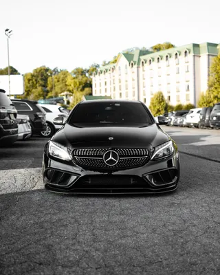 Centara - Красивый Mercedes под надёжной защитой... | Facebook