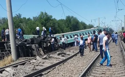 Крушение поезда на юге Германии: пять погибших, десятки пострадавших - BBC  News Русская служба