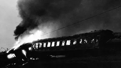 Произошло крушение поезда «Невский экспресс» - Знаменательное событие