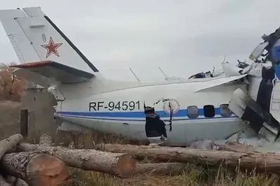 В Татарстане разбился самолет с парашютистами из 7 регионов - Российская  газета