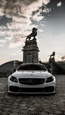 Новое поколение Mercedes-AMG C-класса будет гибридом