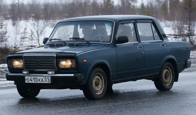 Файл:Lada VAZ 2107.jpg — Википедия