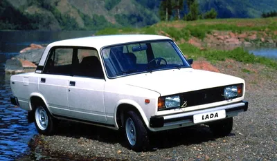 2001 Lada 2107 1500 | Pretty battered, but not ruined with s… | Flickr