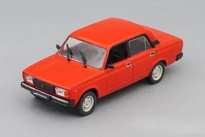 Ixo 1:43 Lada 2105 VFTS Год постройки 1983 красный / черный CLC480N.22  модель автомобиль CLC480N.22 4895102339495