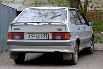 Lada 2114 Samara - The official car of...? : r/regularcarreviews