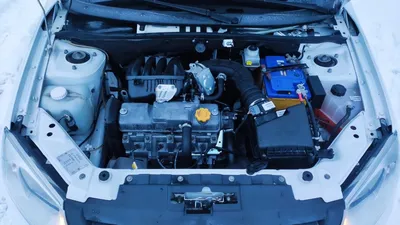 Декоративный экран двигателя. — Lada Гранта Cross, 1,6 л, 2022 года |  стайлинг | DRIVE2