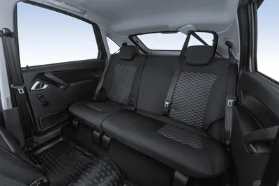 LADA Granta седан 2024 - фото в новом кузове: салон, вид снаружи, багажник