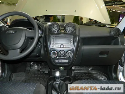 АВТОВАЗ объявил цены и комплектации хэтчбека Lada Granta