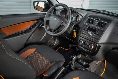 Новый авто ЛАДА (ВАЗ) Гранта универсал 2024 года в комплектации Luxe по  цене 913 800 руб.. (механика, 2–3 л)