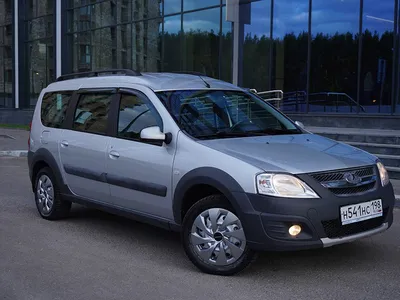 АвтоВАЗ запустил в продажу обновленный универсал Lada Largus :: Autonews