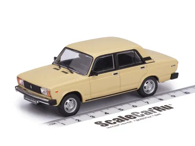 Lada 2105 VFTS White IXO 1/18