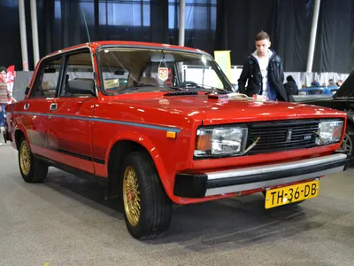 Lada - иномарка. ВАЗ-2105 для Британии почти без пробега - Российская газета