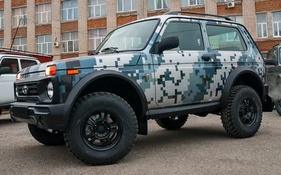 Внедорожник Бронто Рысь-2 (ЛАДА 4×4 «Нива»)