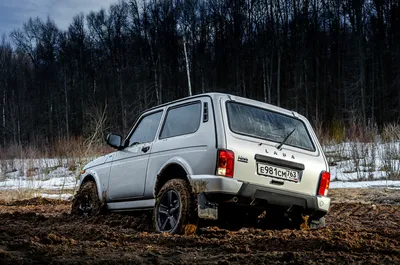 Тест-драйв Lada 4x4 Urban 5D: нужна ли сегодня в России «Нива»? - Журнал  Движок.